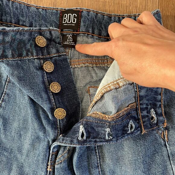 Women's Blue Jeans with Embroidered Pockets - Picture 13 of 14